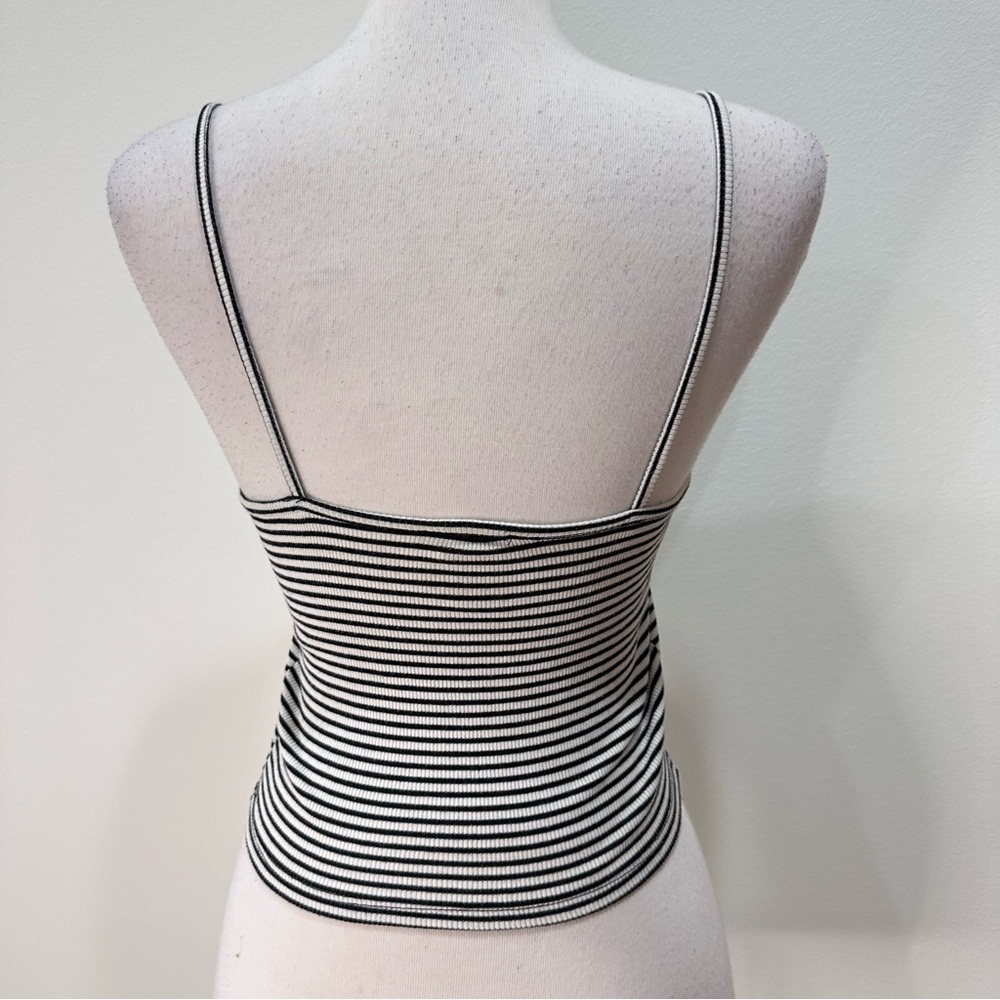 Crop Top Bundle - Picture 9 of 12